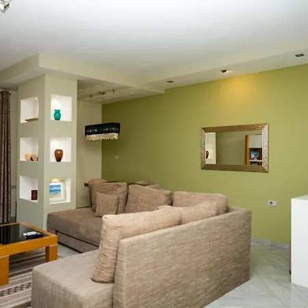 Floor With The View In ! *
